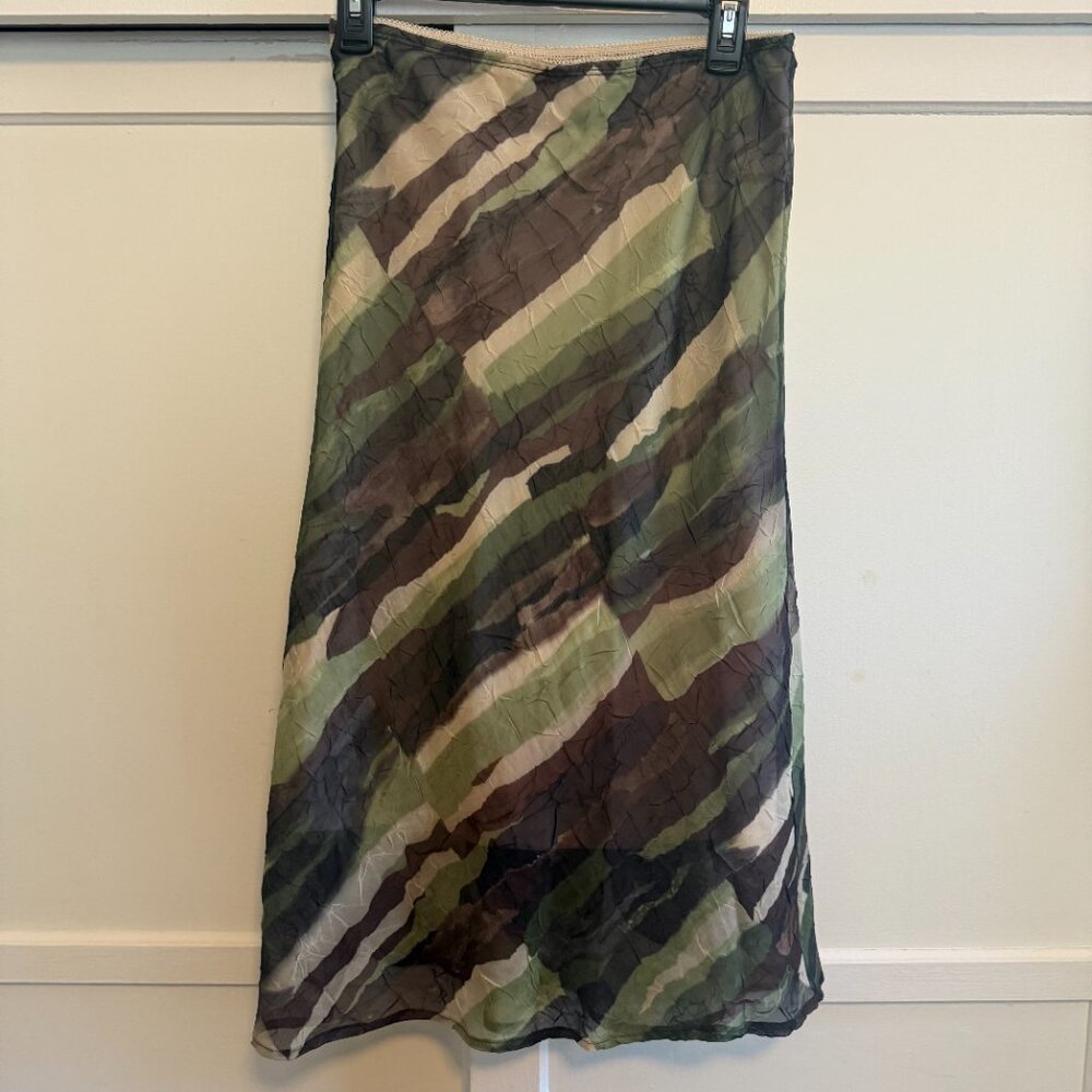 Flowy Camouflage Print A-Line Skirt – Lightweight & Textured – Boho Utility Vibe